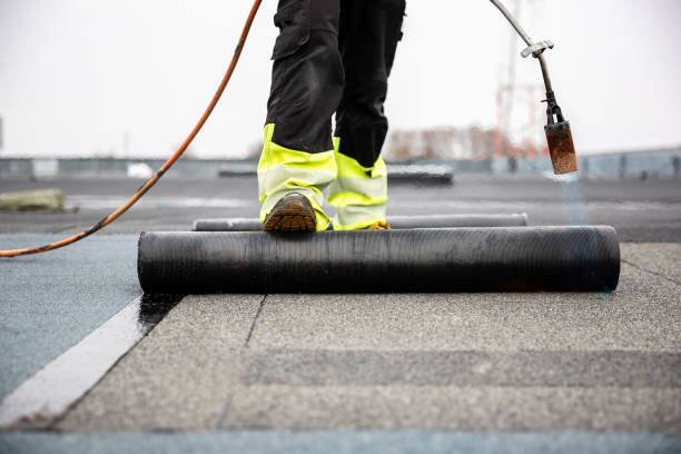 Best Flat Roofing  in Plantsville, CT